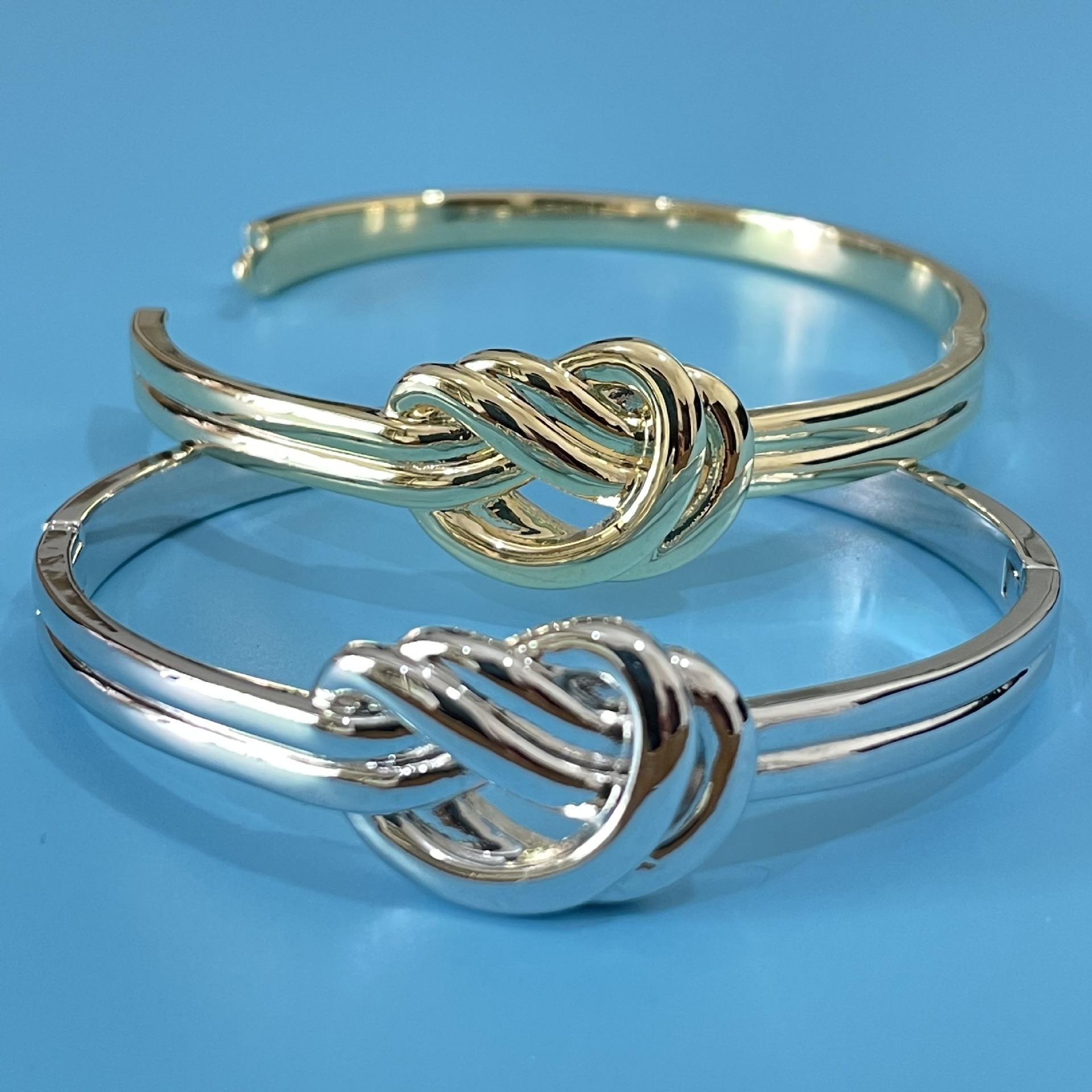 Handmade Knot Bracelet Eternal Knot Design Minimalist Style Designer Bracelet Simple Jewelry Madam Heart Knot Wrap Trendy Unisex Bracelet