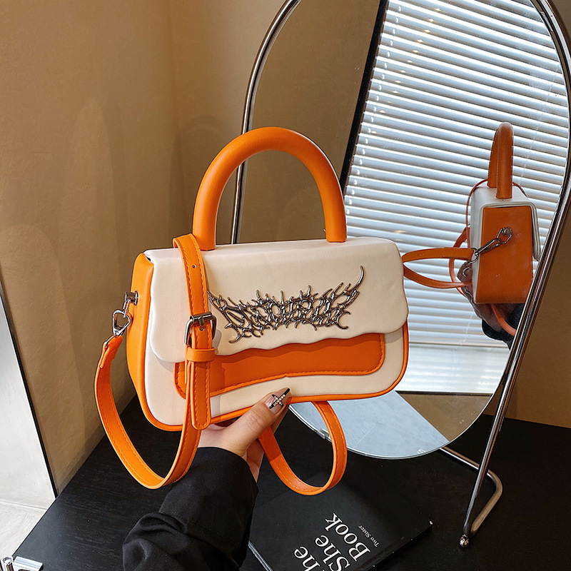 Trendy and Unique Handbag 2025 New Fashion Trend Shoulder Textured Color-Block Crossbody Box Bag ddmymoon