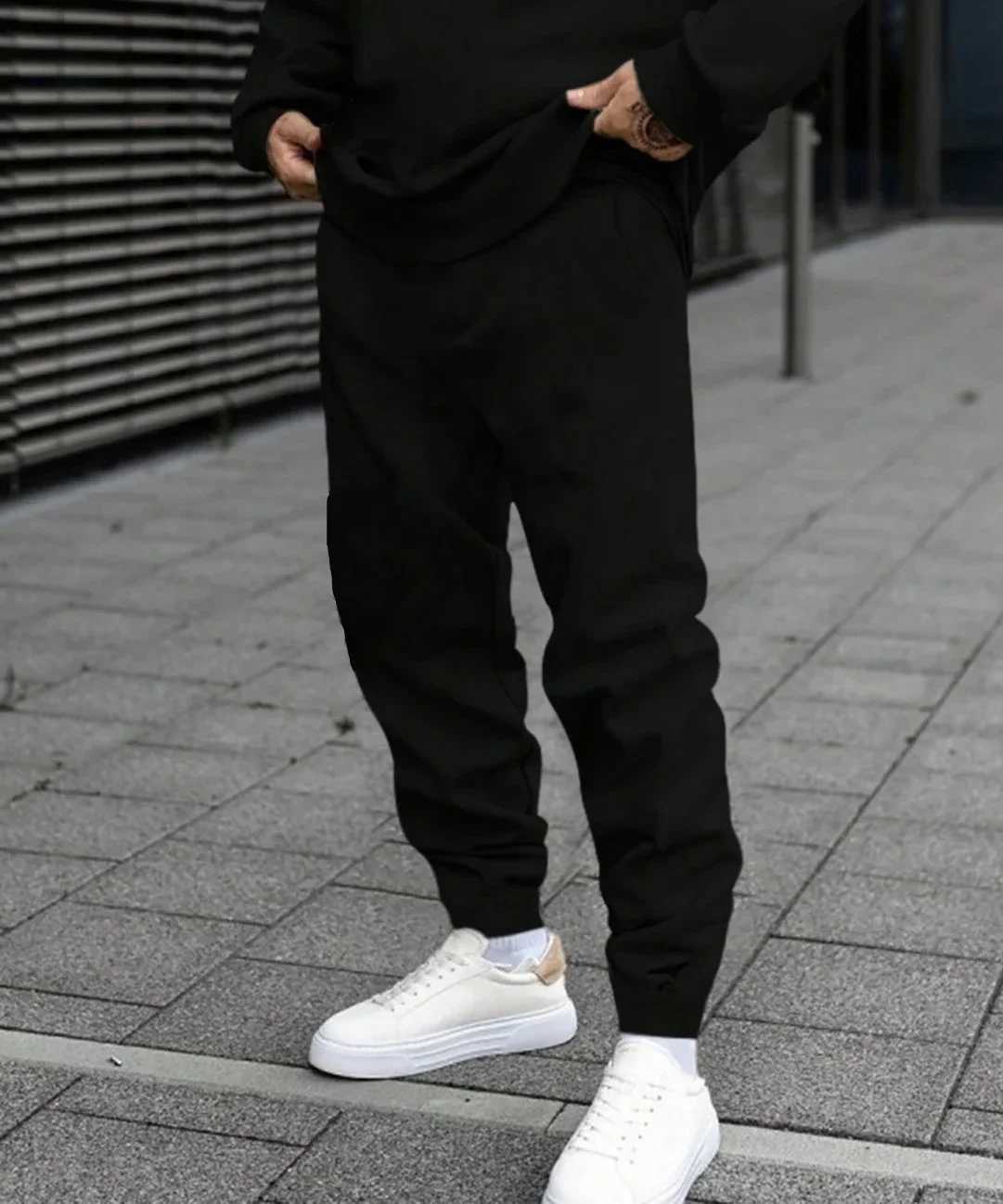 New in Mens Tracksuit O Neck Sweatshirt Sweatpants 2 Piece Set Casual Jogging Pullover Pants Mens Clothing Fall Popular Streetwear XJ250731