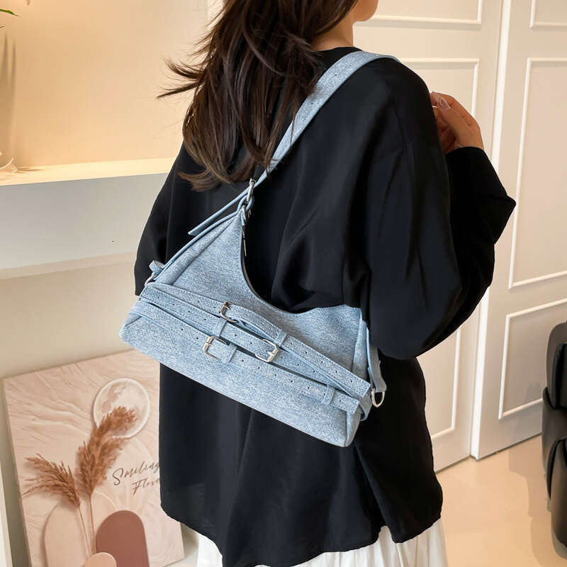 Light blue denim single shoulder crossbody bag with fashionable buckle strap design, versatile handbag, casual women's bag for daily outings