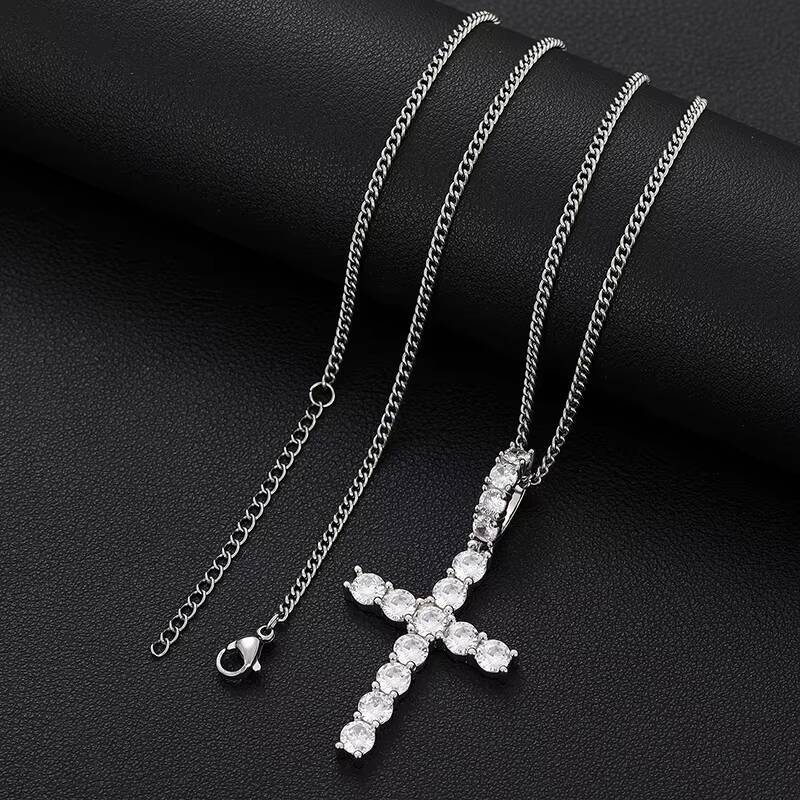 Luxury Christian Jewelry 18K Gold Plated 925 Sterling Silver VVS Moissanite Cross Pendant Necklace