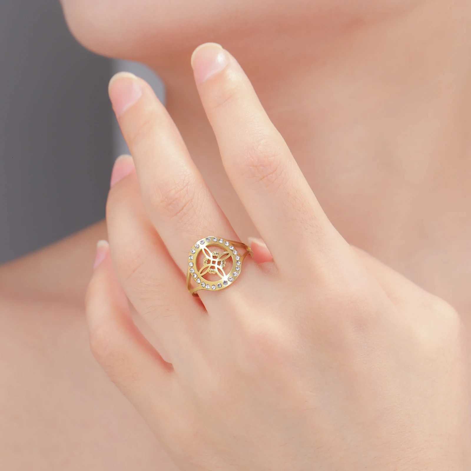 Skyrim Witchcraft Witch Knot Clear Zircon Round Ring Stainless Steel Gold Color Adjustable Finger Rings Vintage Amulet Jewelry y250730