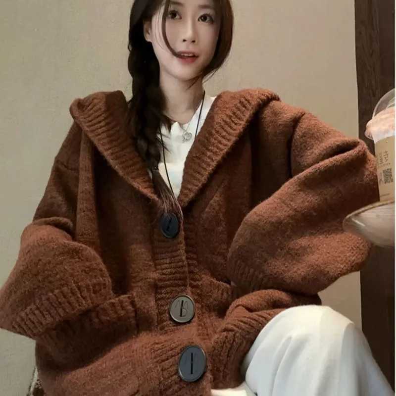 Autumn Casual Knitted Cardigan with Pockets Winter New Womens Vneck Longsleeved Loose Sweater Elegant Solid Color KnitwearT251101