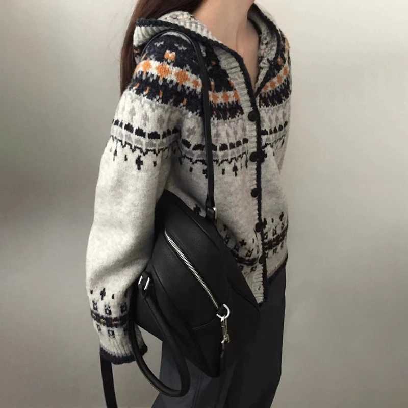Autumn Winter Retro Jacquard Hooded Cardigan for Women Y2K Street Knitted Sweater Cardigan Fashion Warm Knitting Hoodies JacketT251101