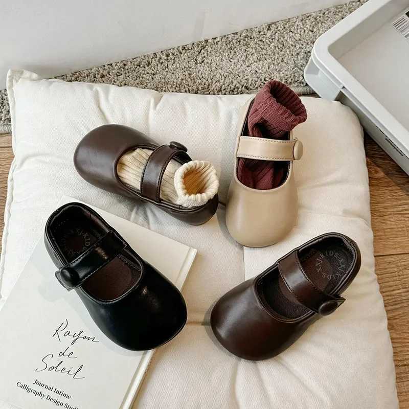 2024 Fashion Girls British Style Leather Shoes Spring New Korean Version Shallow Mouth Soft Sole Childrens Casual Single ShoesT251101