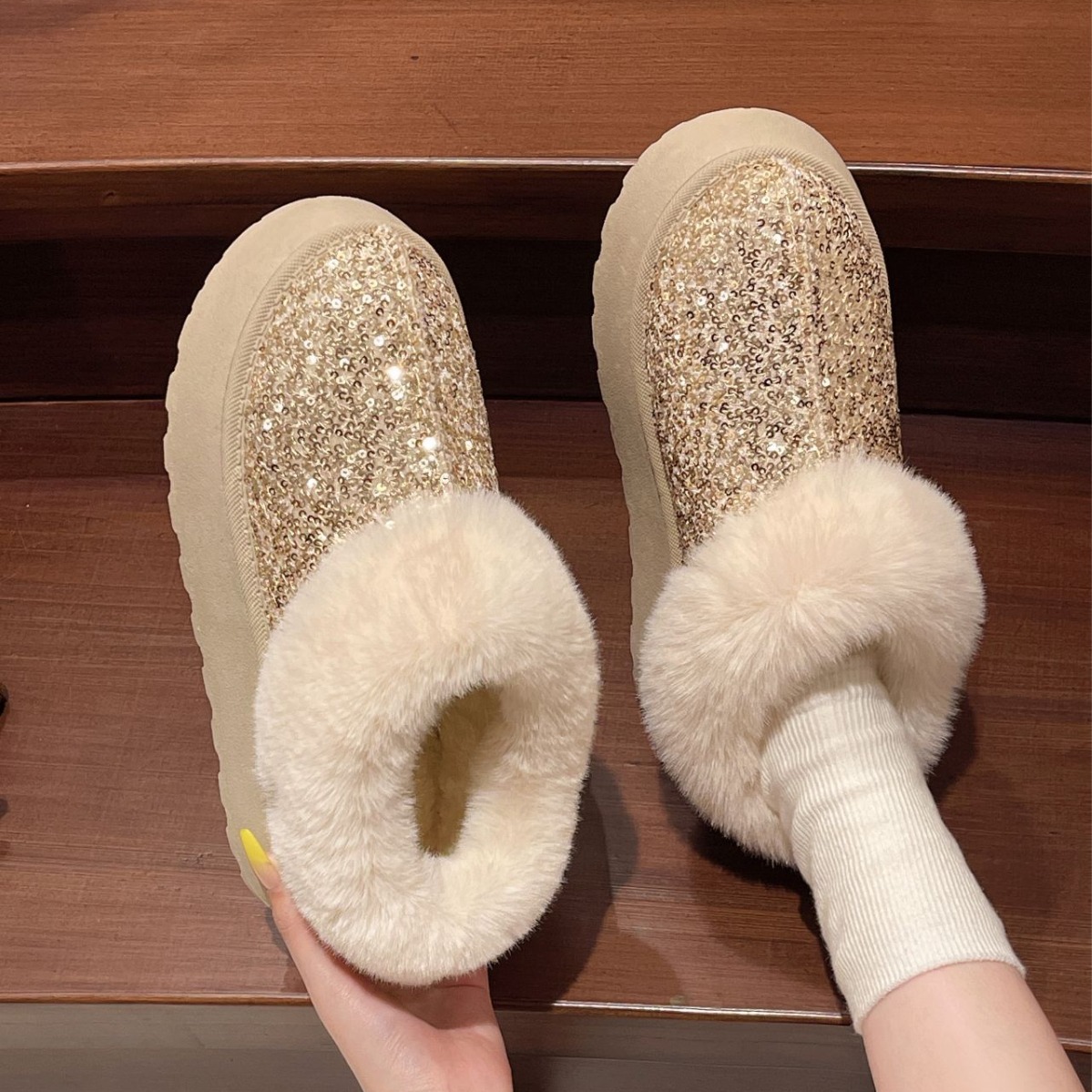 Luxury Boots Winter Warm 2025 Sparkly Platform Boots for Women Plus Size Plush Lined Snow Ankle Boots Chunky Sole Winter Shoes