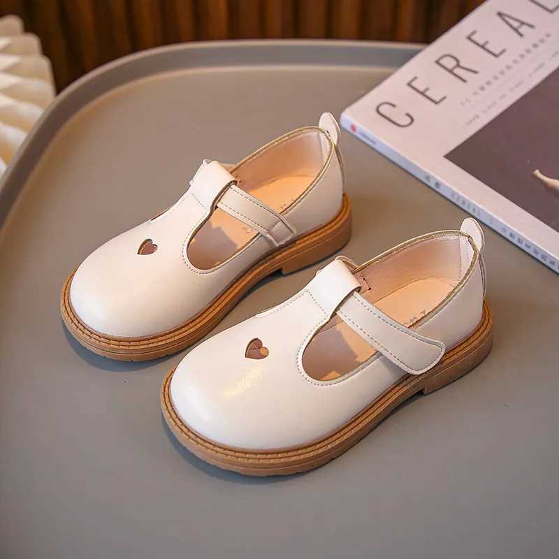 Children Leather Shoes for School Black Uniforms for Girls Loafers Versatile Love Hollow Out Boys Simple British Wind Kids ShoesT251101