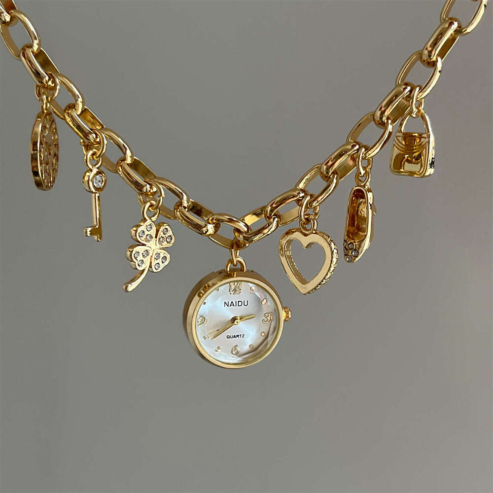 Fashion Korean Version Diamond-Studded Thin Heart-Shaped Watch for Women, Ins Style Simple Elegant Bracelet Watch, Wholesale Hot-Selling Item