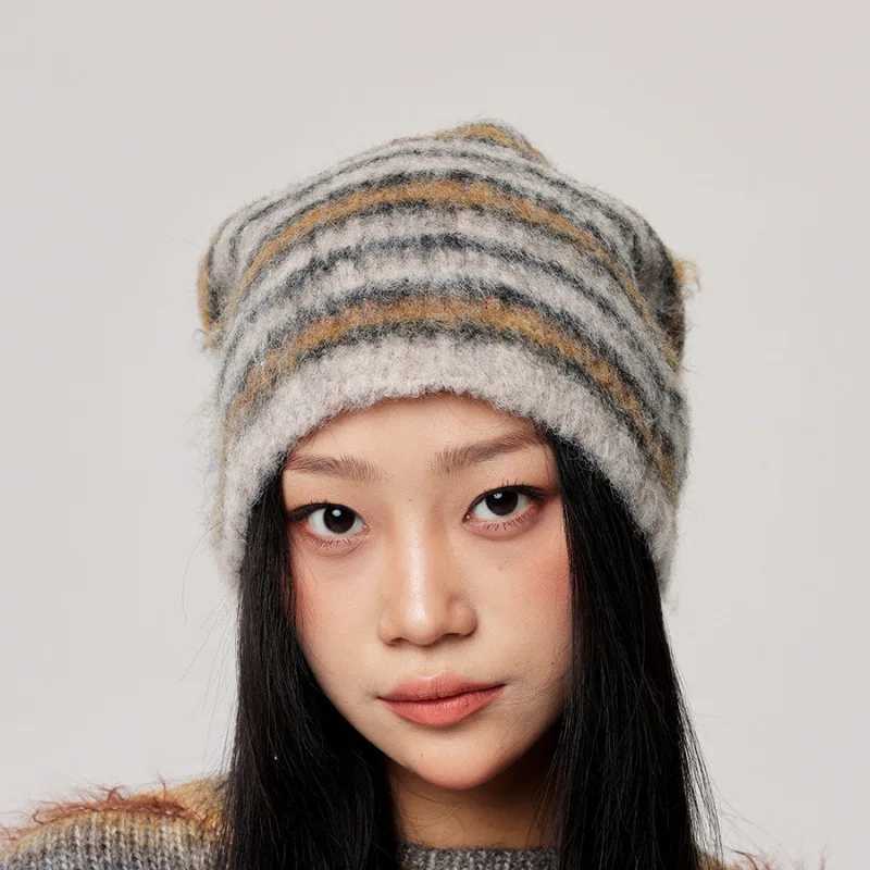 New Striped Knitted Beanies Hats For WomenMen Winter Plush Warm Skullies Hat Unisex Outdoor Coldproof Ski Ear Protection CapsXJ251101