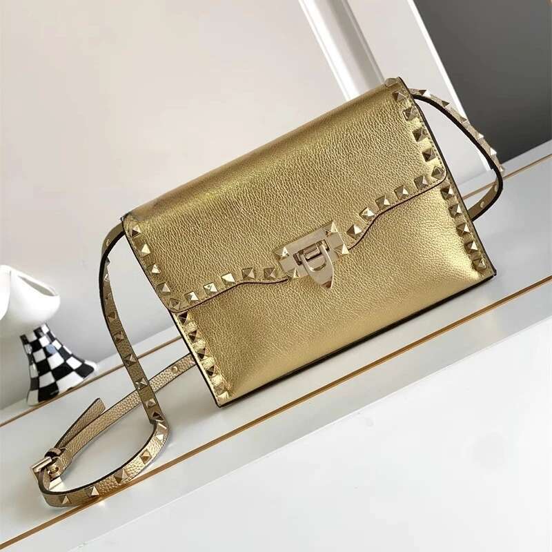 2025 Free Shipping New Designer Bag Light Luxury Fashion Rivet Crossbody Bag Women's Genuine Leather Single Women's Handbag Shoulder Crossbo