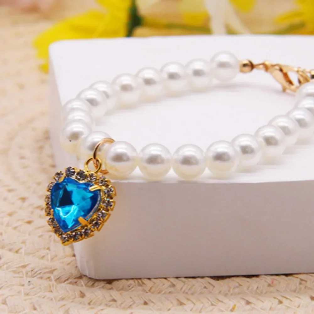 Luxury pearl pet collar pet cat and dog collar love pendant pet supplies love crystal necklace kitten necklace X250401