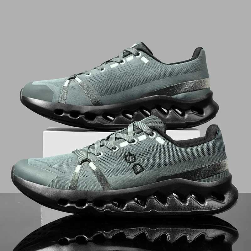 Casual Plus Size Mens Shoes Breathable Sports Trendy Running Shoes Youth Lightweight Cfortable Fashionable Shock Absorption Z250411