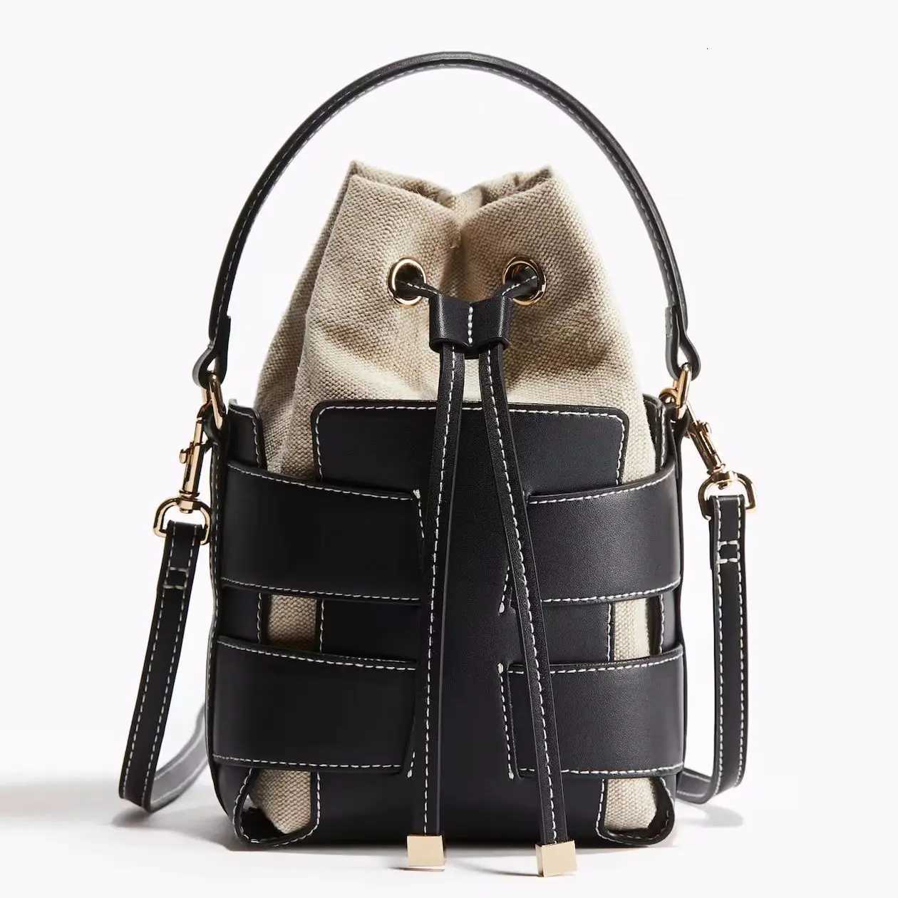 Luxury Design Crossbody Bucket Bag Fashionable Hollow Out Handbags Womens Leisure Outdoor Small Shoulder BagsW251101