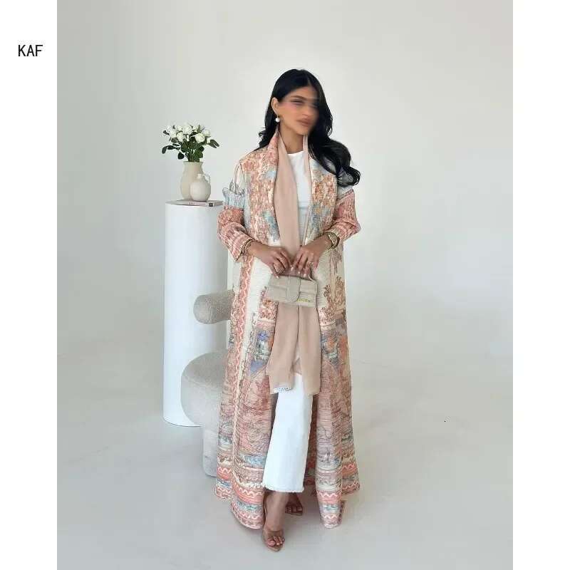 Autumn Women's Coat, Retro Printed Long Sleeved Muslim Abaya Saudi Fashion Wrinkled Waist Belt