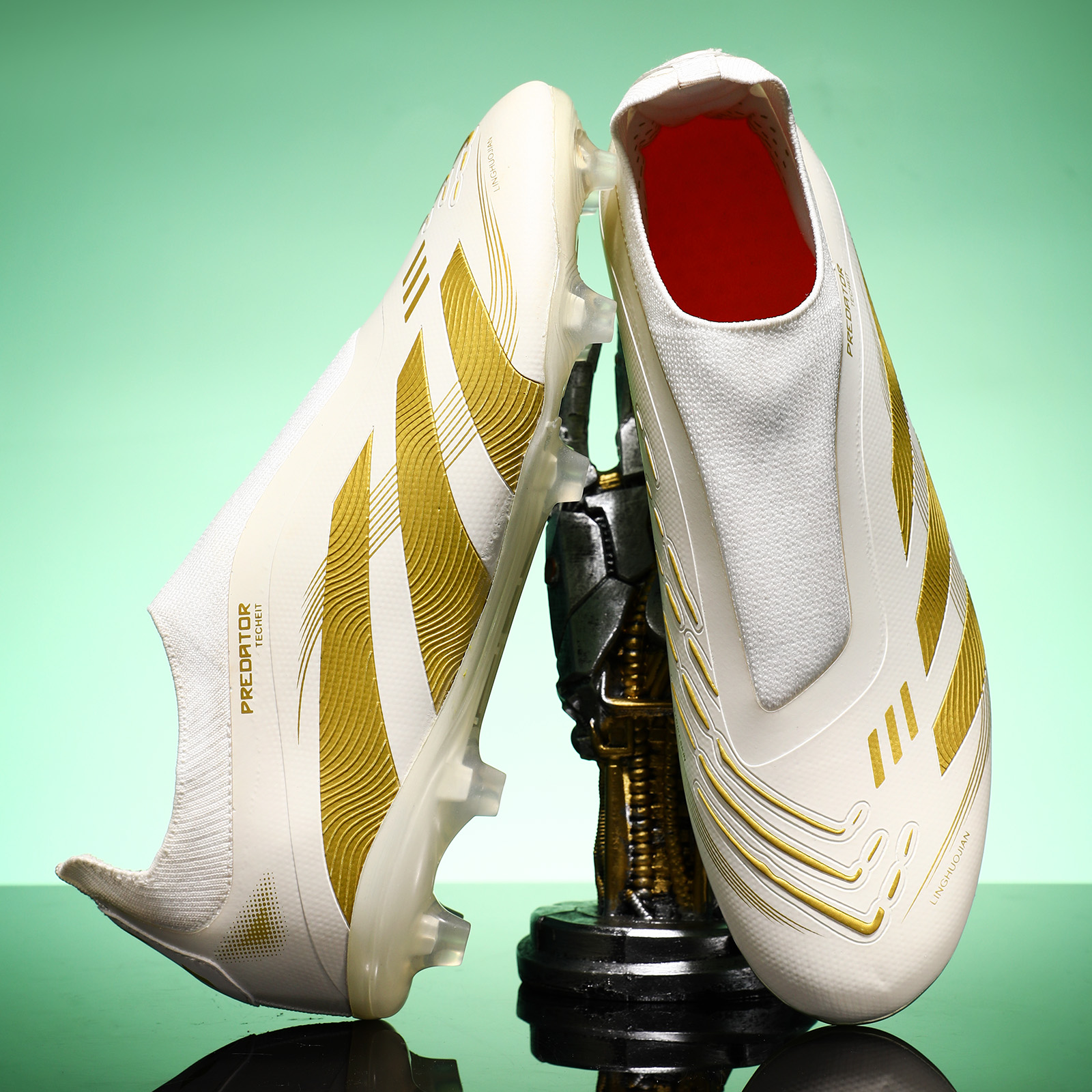 Versatile Soccer Cleat Set Designed Specifically For Young Athletes