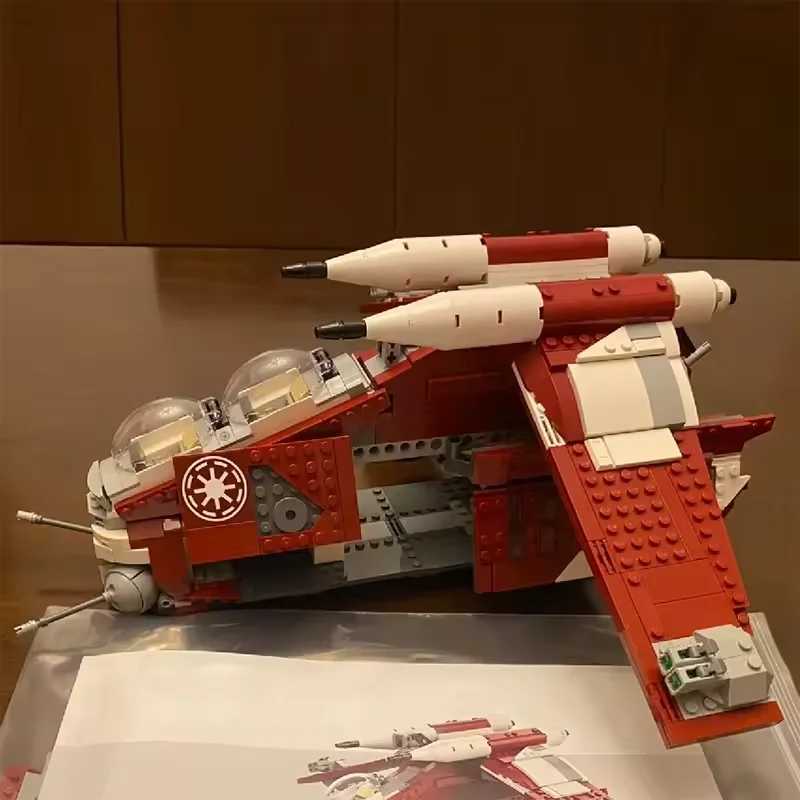 2025 New 1083Pcs Coruscant Guard Gunship Model Creative 75354 DIY Building Blocks for Children Boy Girl Adult Birthday Christmas M251101