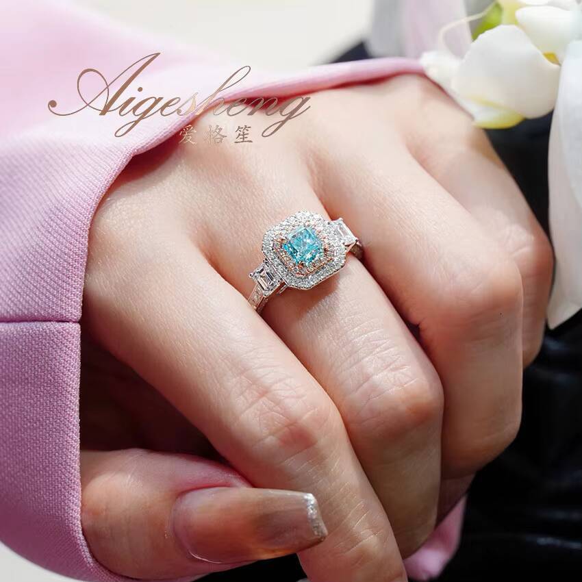 Aigesheng 18K White Gold and Natural White and Blue Diamond High End Wedding Ring Luxury Jewelry