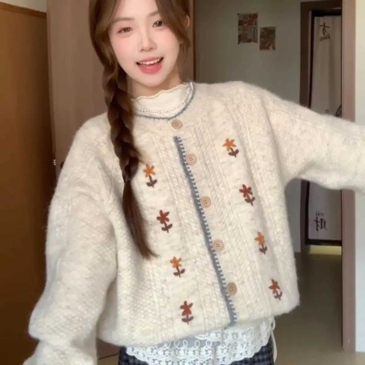 Japanese Style Soft Round Neck Long Sleeve Knitted Cardigan Women Autumn Winter New Fashion Heavy Work Unique Sweater CoatT251101