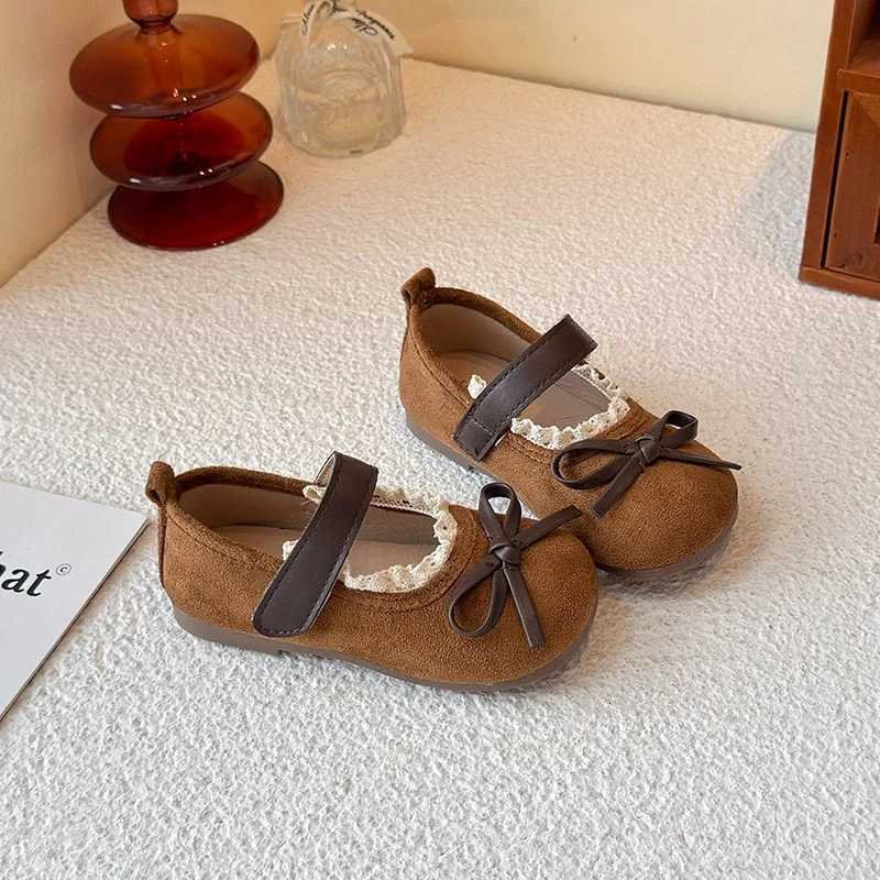 Kids Leather School Shoes Spring Autumn Girls Sweet Flat Shoes Elegant Princess Bowknot Children Fashion Causal Mary Jane ShoesT251101