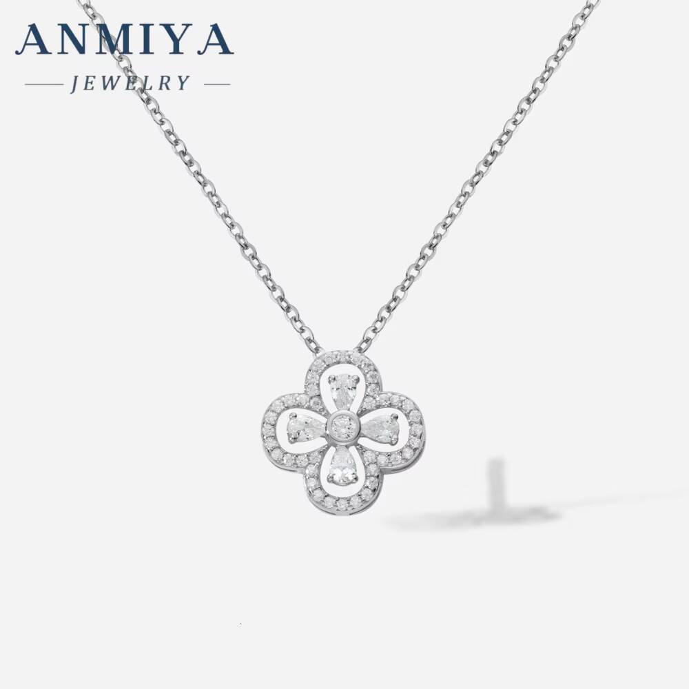 Women DoubleSided White Shell Four Leaf Clover Pendant 18K Gold Plating Necklace for Women