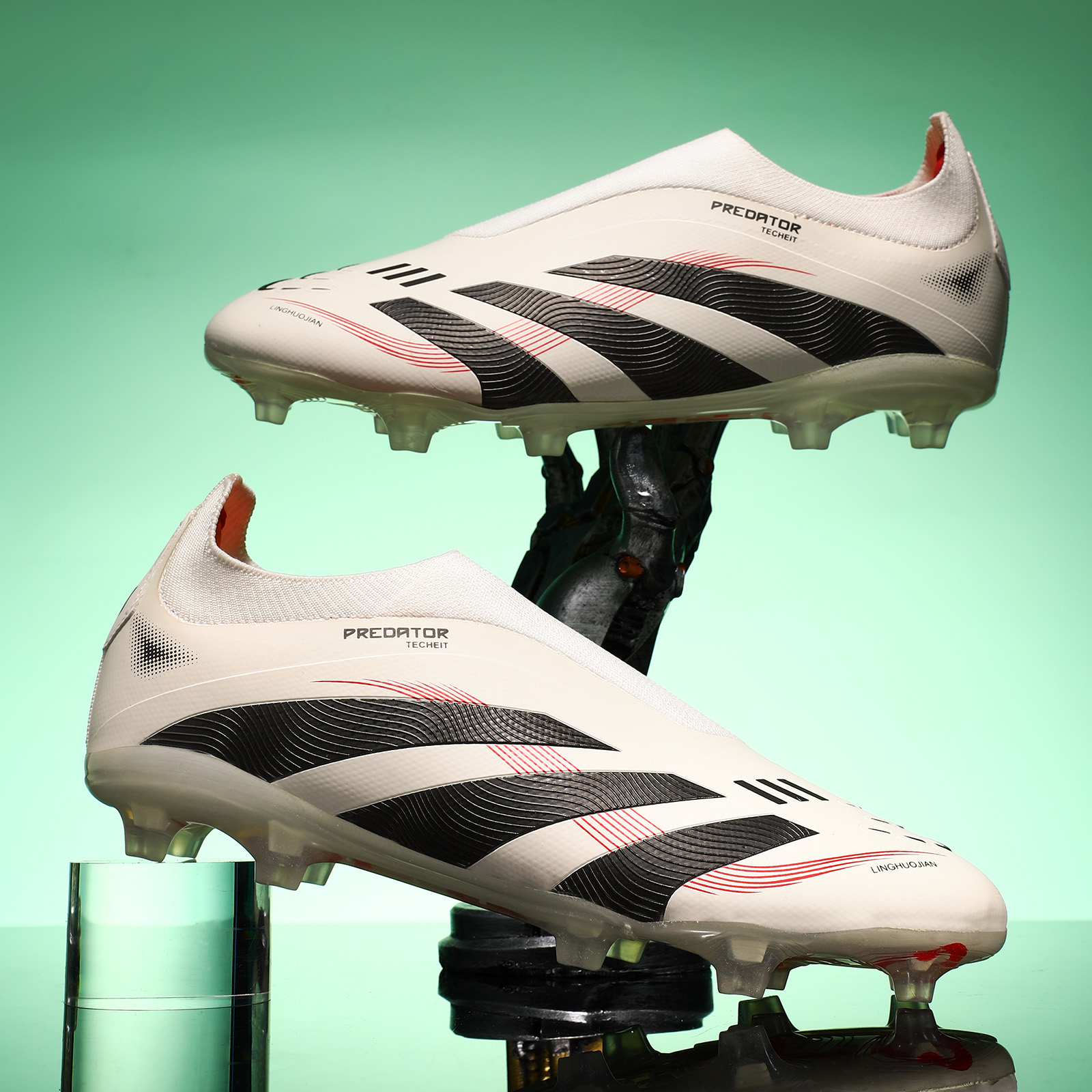 Versatile Soccer Cleat Set Designed Specifically For Young Athletes