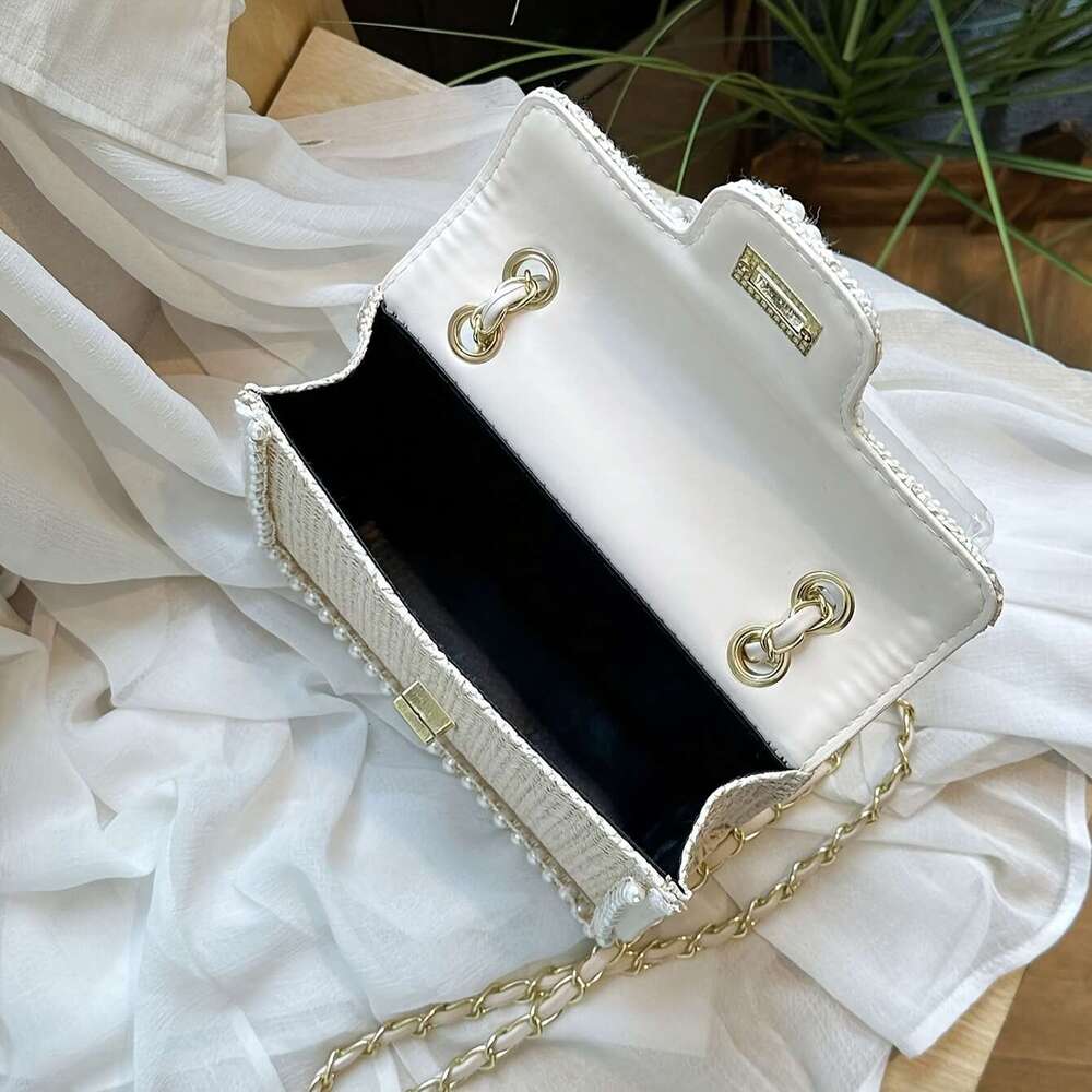 Women'S Chic Woven Straw Shoulder Bag with Pearl Accents, Fashionable Chain Crossbody Purse, Versatile Solid Color, Leather ed, Turn-lock Closure