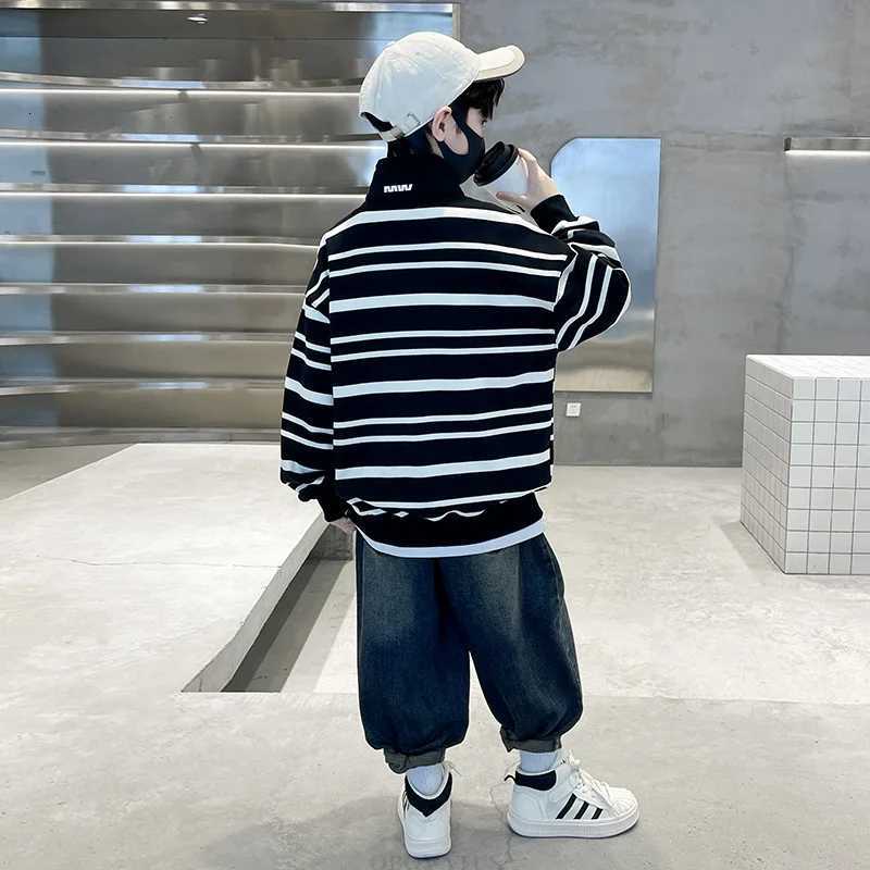 Fashion Casual Childrens Sweatshirt with Half Zipper for Big Boys Black White Striped Turtleneck Hoodie Kids Spring Autumn WearT251101