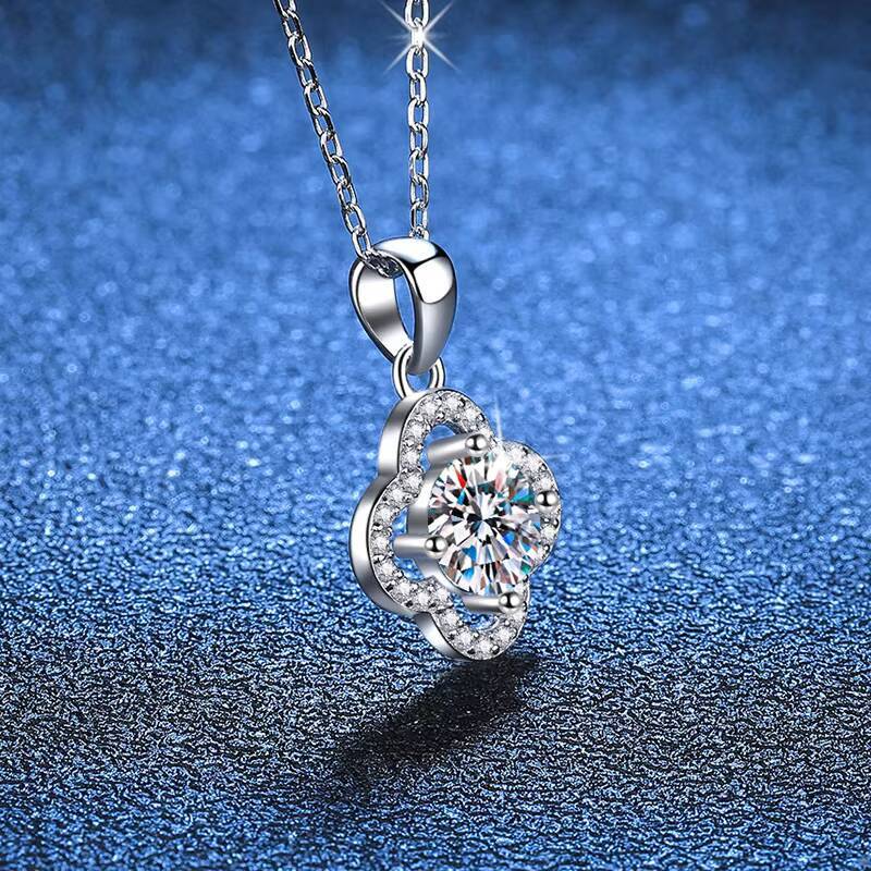 VVS D 1ct Four Clover Necklace 925 Sterling Silver Necklace Moissanite Jewelry Moissanite Pendant Fine Jewelry Necklaces