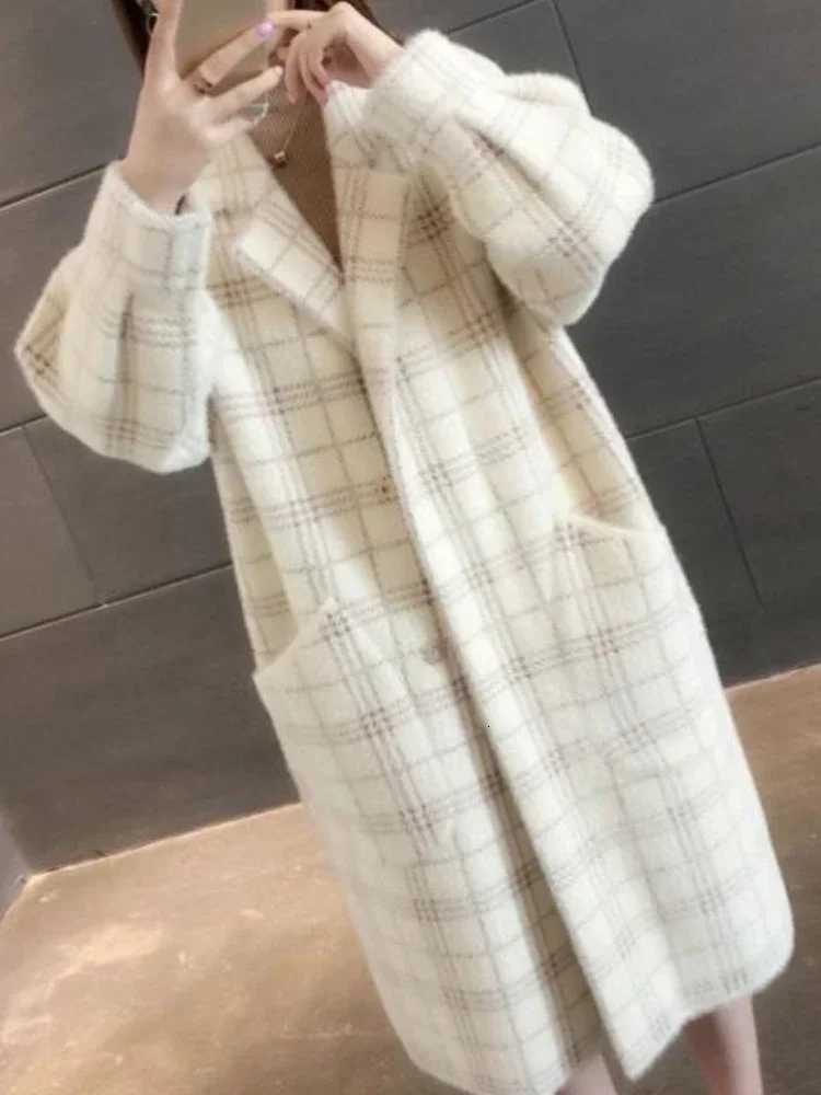 New in Autumn Winter Clothes Women 2025 Korean Jacket Midlength Commuting Fashion Loose Sweater Oversized Warm Coat WomenT251101