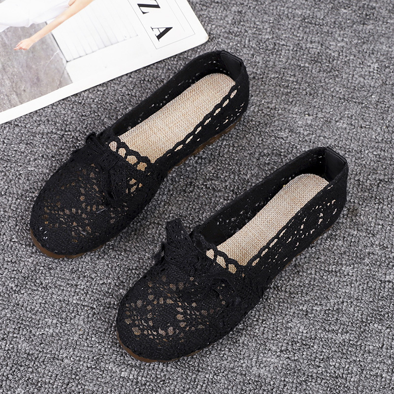 free Shipping Flat bottomed slippers sandals Designer Breathable sandals Mesh women's shoes Hollow out single shoe soft-soled shoes