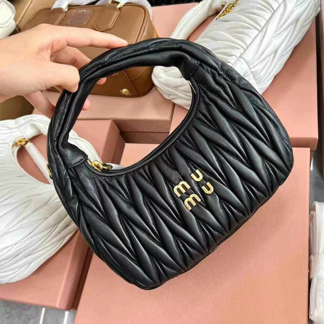 Top quality Designer Wander Matelasse bag hobo new Inclined shoulder bags mens real leather Clutch tote bag Luxurys handbags purse Womens travel Crossbody pink bags