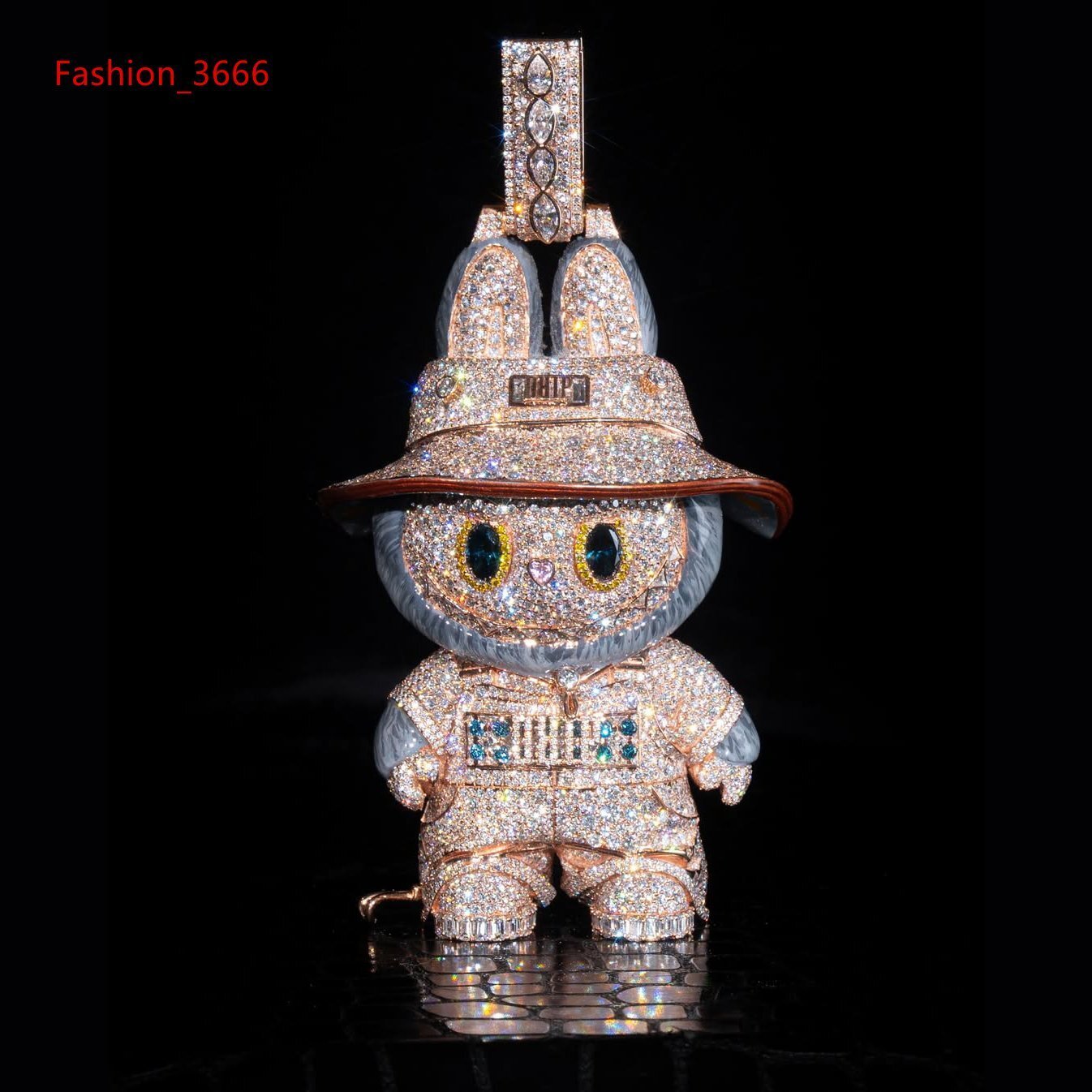 Custom Cartoon Cat Pendant 925 Sterling Silver Iced Out Hip Hop Jewelry with VVS Moissanite