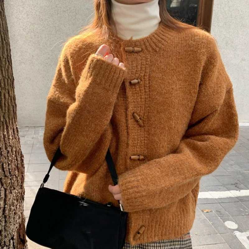 Retro Horn Button Sweater Cardigans Women Korean Round Neck Long Sleeve Knit Cardigan Woman 2025 Solid Color Warm Jumpers FemaleT251101