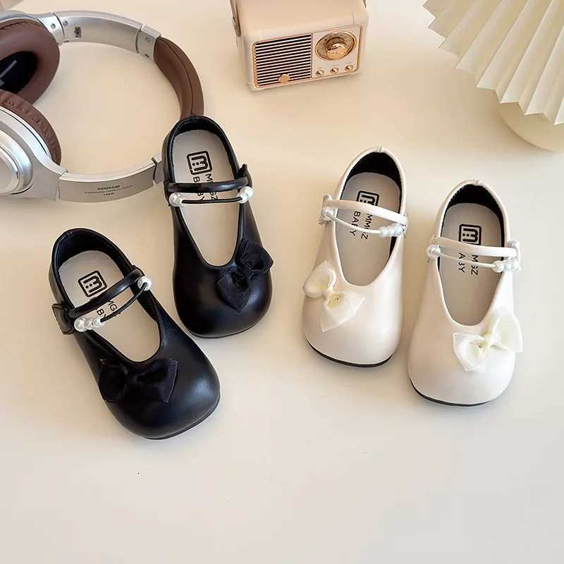 Fashion Girls Shoes Spring New Kids Leather Shoe Soft Soled Girls Casual Shoes Anti Slip Child Shoe Simple Girl Leather ShoesT251101