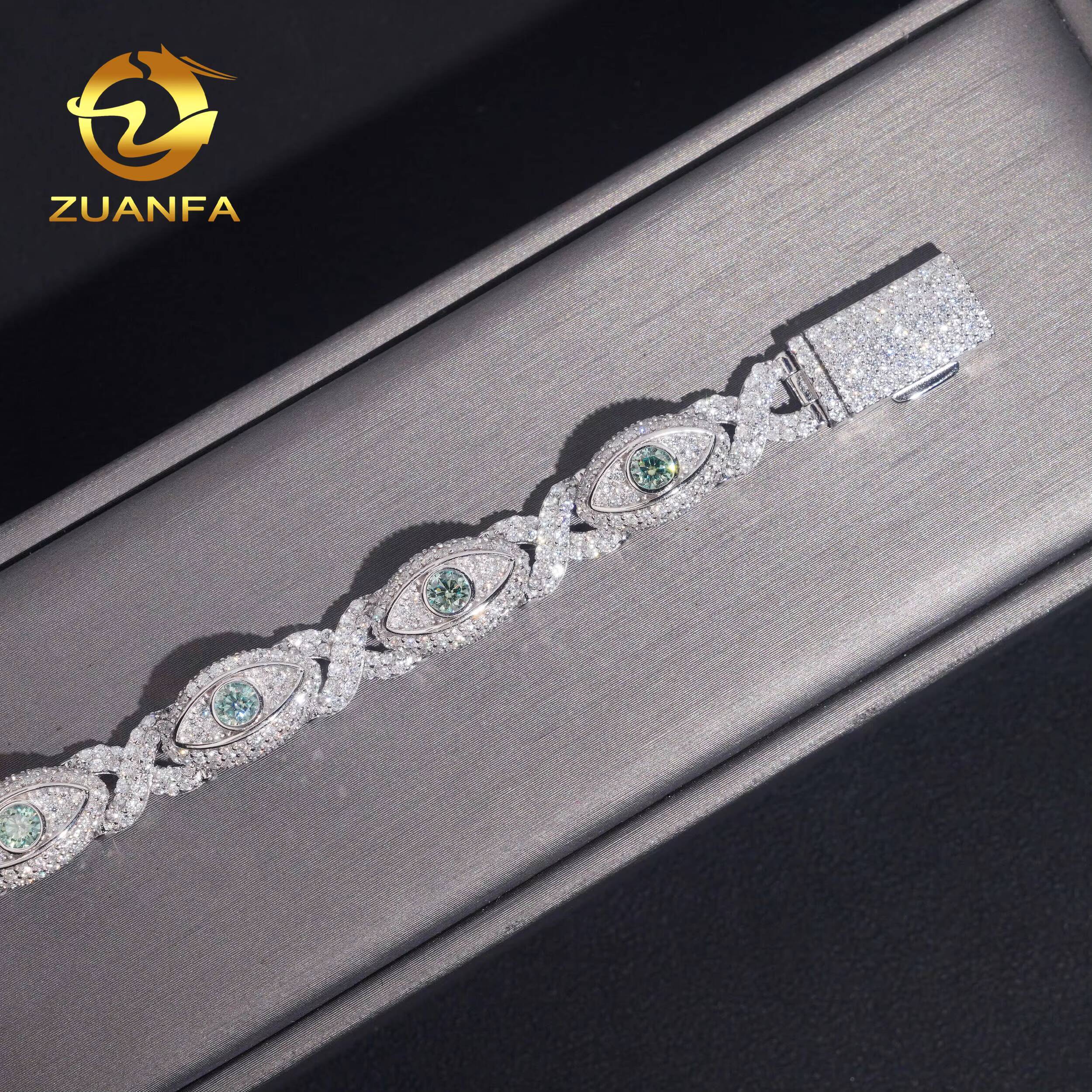 Hip Hop Jewelry 8mm Blue Green Eyes Shape VVS Moissanite Cuban Link Bracelet 925 Silver Moissanite Iced Out Bracelet Men Women