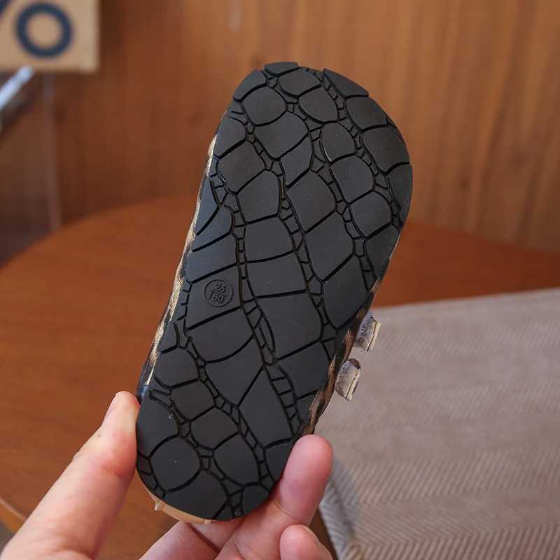 216 Years Old Girls Leather Shoes Four Seasons Leopard Shallow Mouth Girls Princess Shoes Flat Nonslip Childrens Single ShoesT251101
