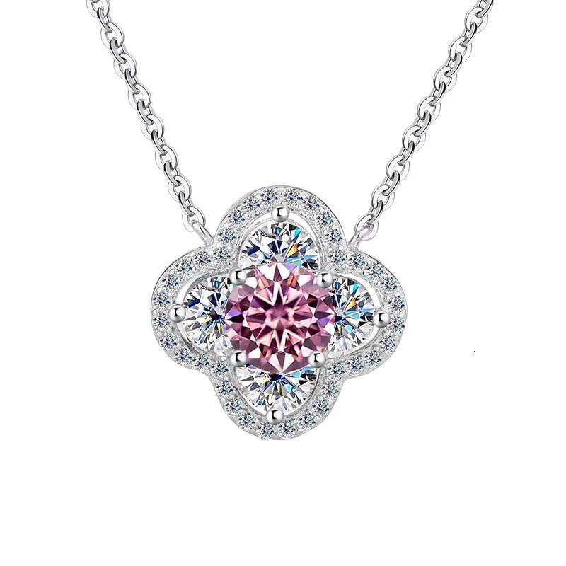 NORELLE 1ct Four Leaf Clover Necklace D Color VVS 925 Sterling Silver Moissanite Necklace with Platinum Plating Lucky Pendant