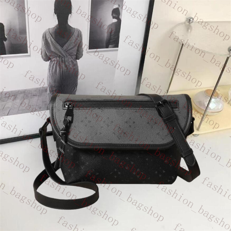 Luxury designer Bag Mens Shoulder bags Classic Brand Men Women messenger bags Leather cross body bag Fashion sacoche school bookbag Casual crossbody Purse