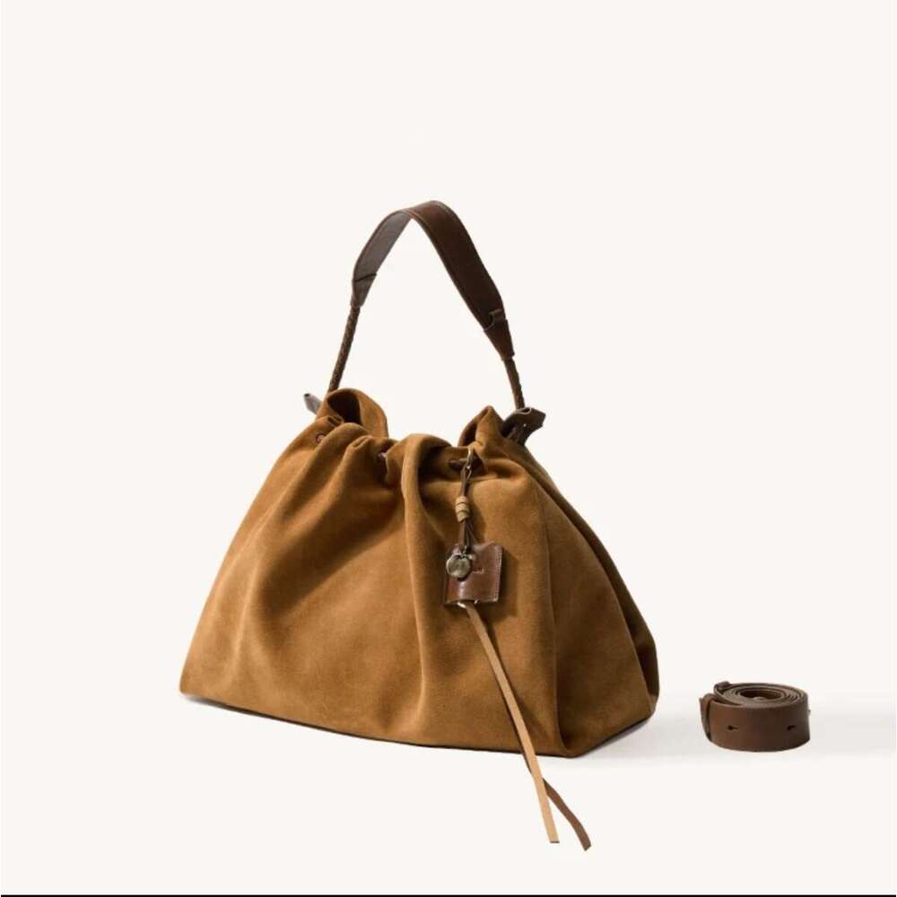 At Foot Of The Mountain, There Is Bana Series Song Tote Suede Garbage Women, A Large Capacity Stray For Autumn And Winter, One Shoulder Crossbody Bag