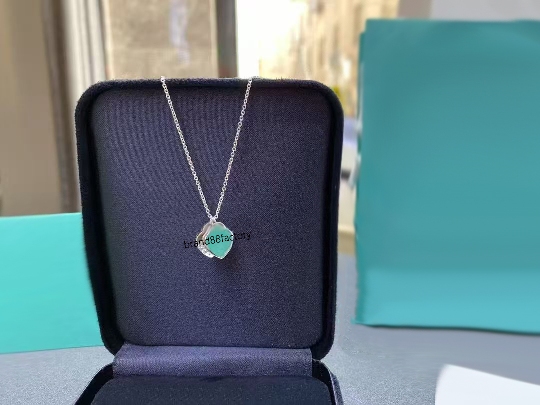 Necklaces designer jewelry women designer necklace diamonds Multicolor metal chain thin letter pendant charm necklaces Valentines Day gift very nice