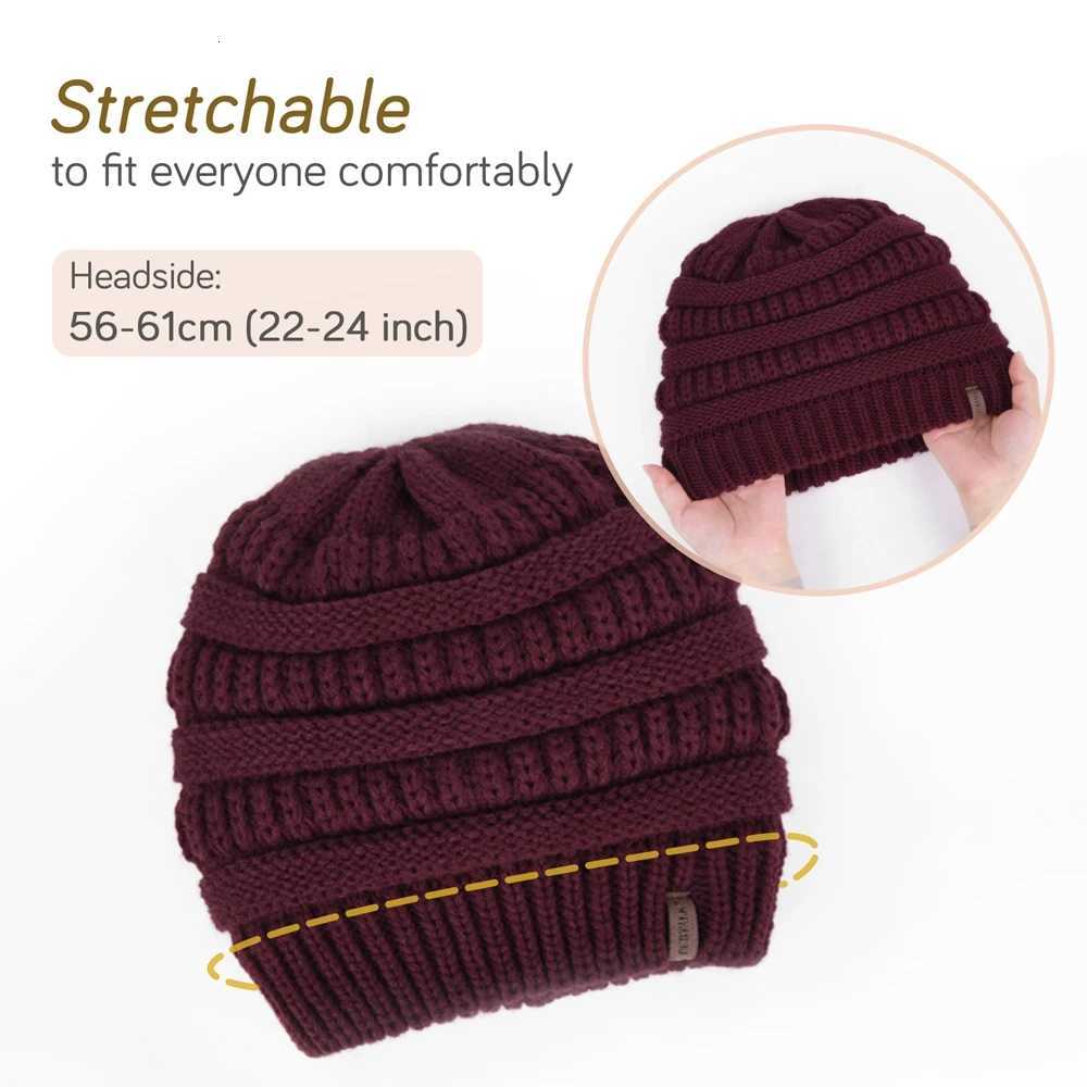 FURTALK Winter Beanie Hat for Women Satin Lined Cable Knit Chunky Slouchy Beanies Skull Warm CapXJ251101
