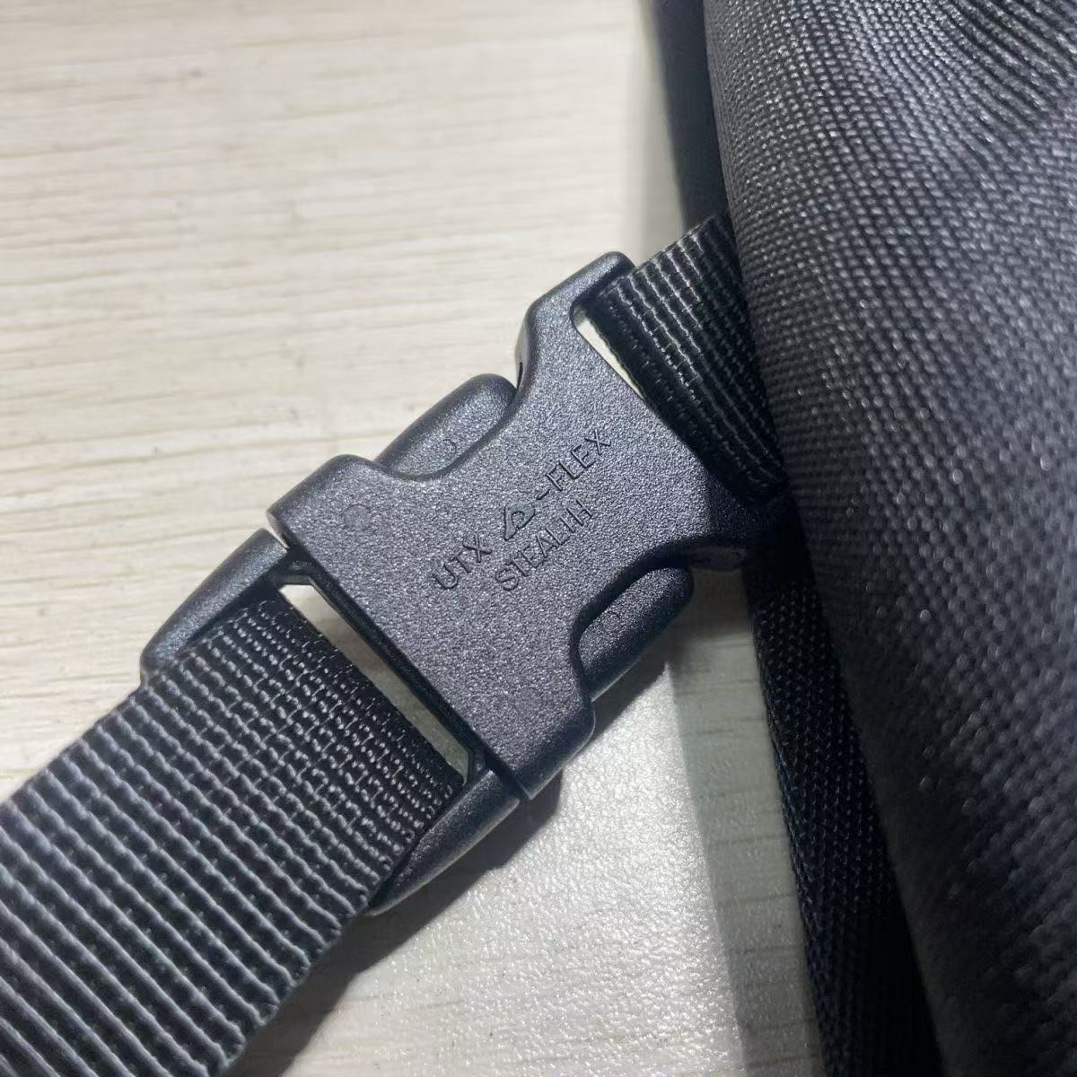 2025--Backpack school bag Outdoor Mesh Messenger Bags Unisex Fanny Pack Crossbody Shoulder Bag pochette Multiple pockets fashion student bag