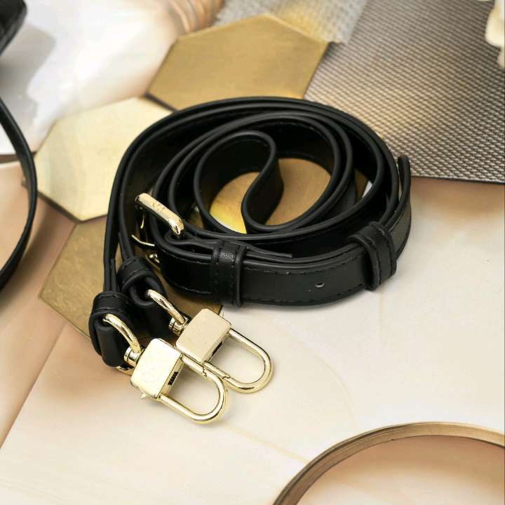 Hot sell mens belt bag designer belt top quality leather luxury belt men and Women's letter Bag Classic Sweater Dress Belt Suit ladies bag Designer Bag with Waist Bag