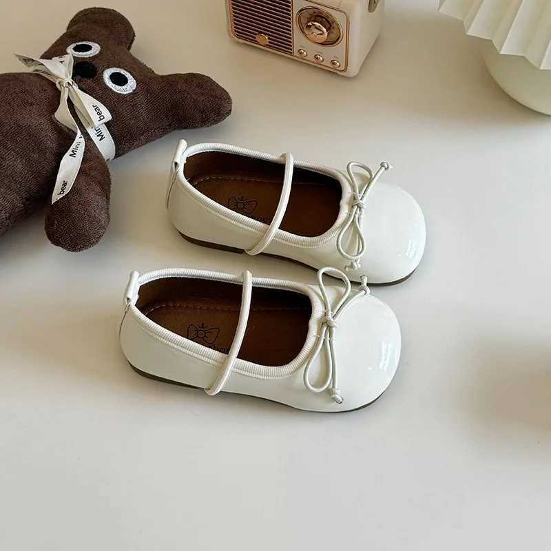 Girl Princess Shoe 2025 Autumn New Shallow Mouth Kids Leather Shoes Fashionable Versatile Soft Sole Girls Casual Shoes ZapatosT251101