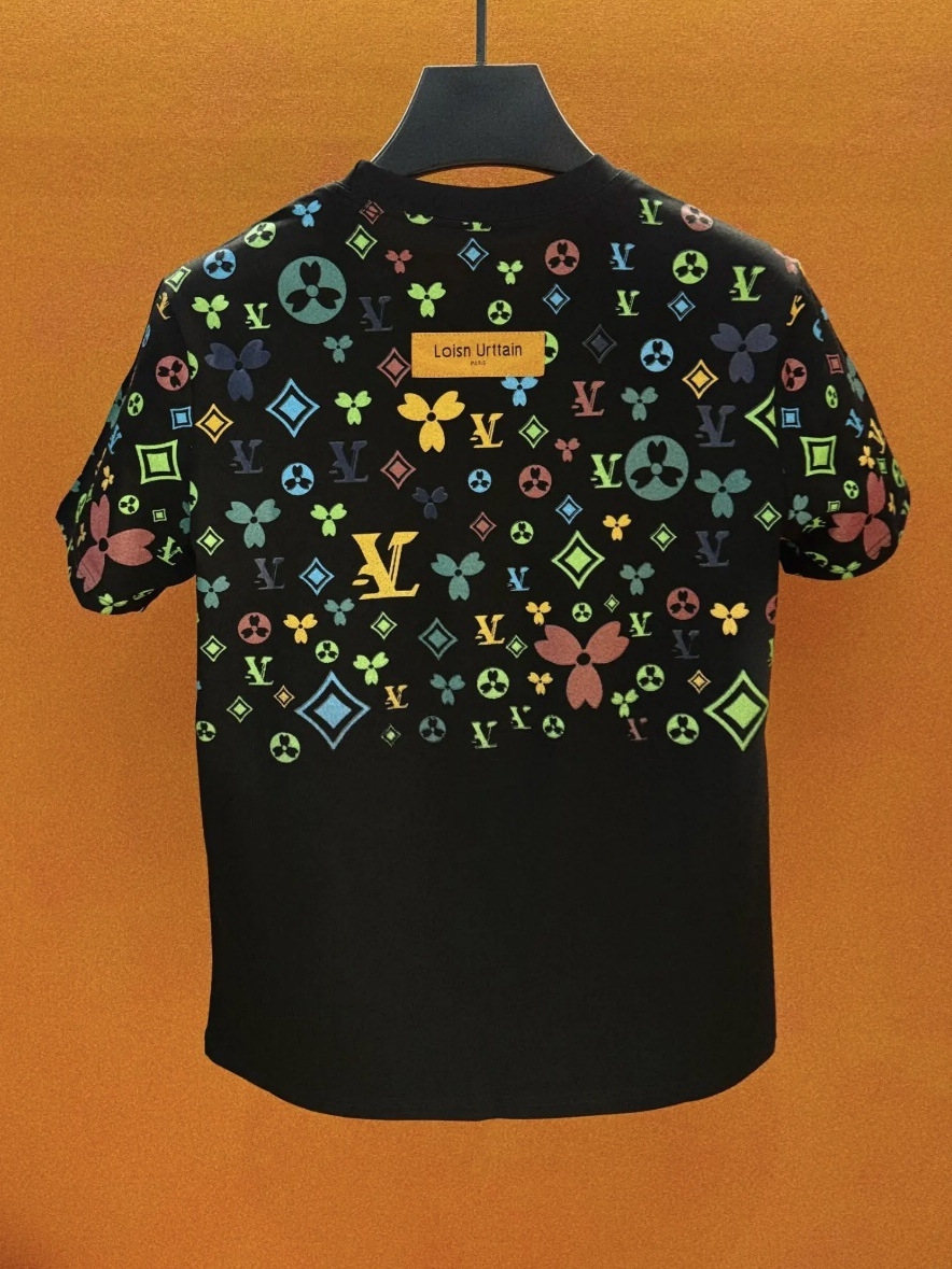 Free shipping new fashion trend short sleeve men spring and summer fashion matching colorful couple men handsome round neck short sleeve light luxury 