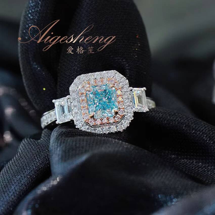 Aigesheng 18K White Gold and Natural White and Blue Diamond High End Wedding Ring Luxury Jewelry