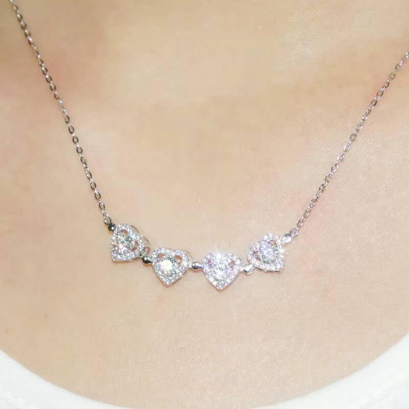 S925 Sterling Silver Moissanite Fourleaf Clover Heart Pendant Necklace New Design Jewelry