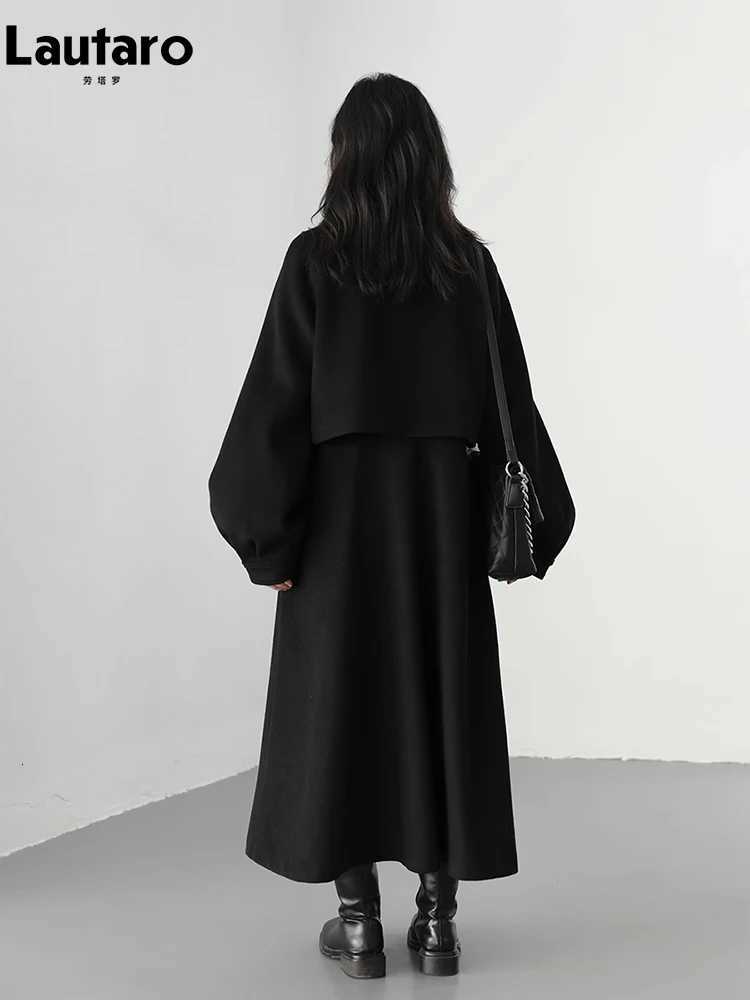 Lautaro Autumn Winter Long Flowy Luxury Vintage Black Warm Thick Woolen Coat Women Luxury Designer Fake 2 Pieces Clothes 2023T251101