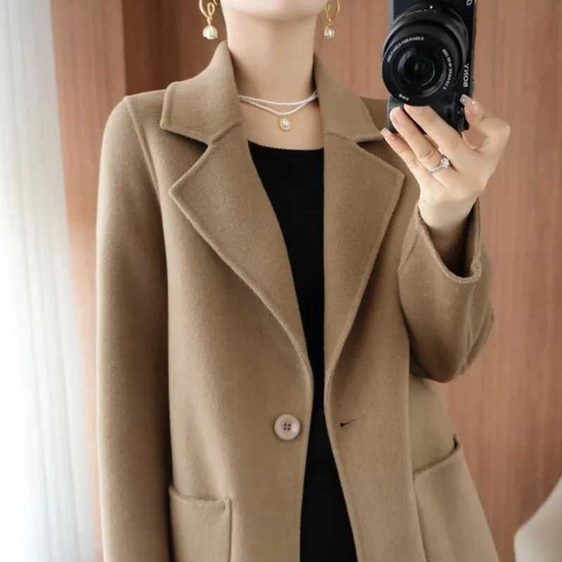 Autumn Winter Girls Chic Fashion MidLong Jackets Female Classic Woolen Blends Coats Clothes Women Leisure Daily CoatT251101