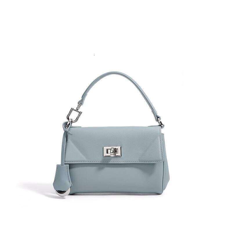 Cowhide Shoulder Puses High-End Women Small Underarm Niche Design Female Commuter Handbag Stylish Lady Crossbody Bag 251028 251029 251030